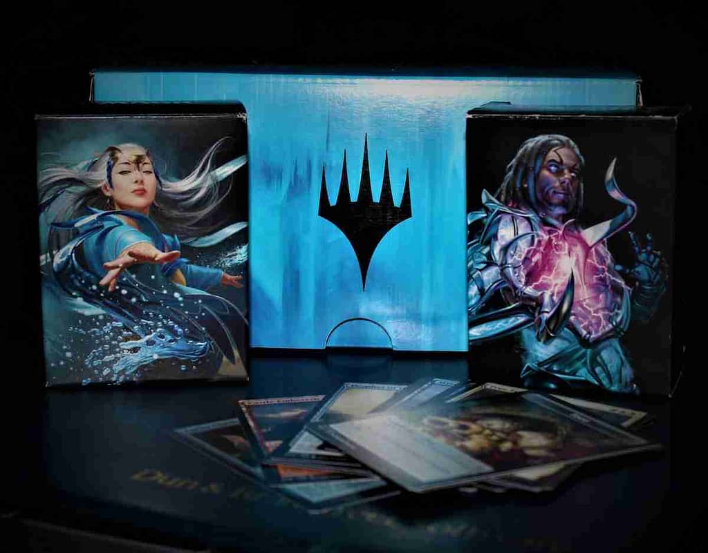 Magic: the Gathering boxed set with 2 decks